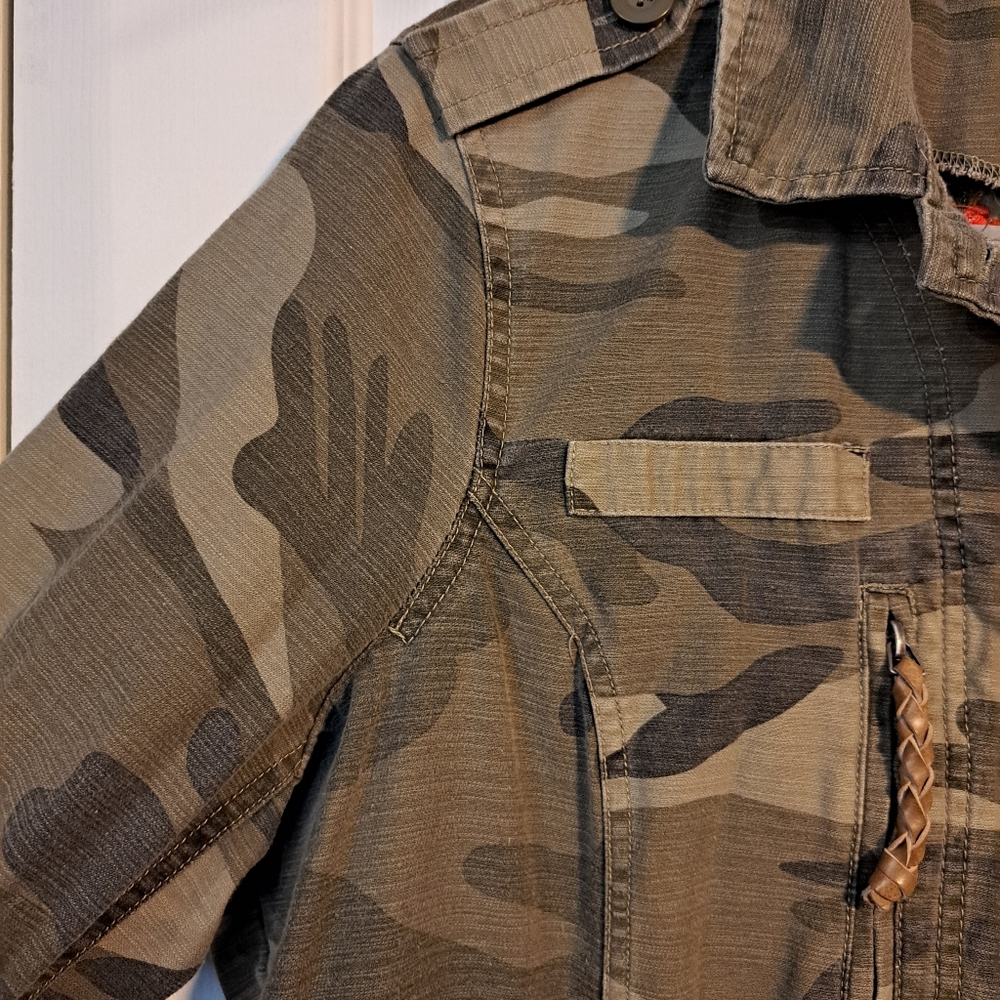Torrid jacket in size 0. - Picture 2 of 16